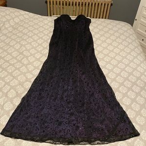 Long dress/ navy/ purple lace prom dress size 10